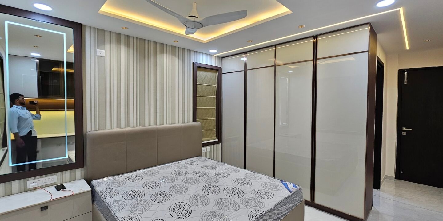 Modern bed room interior designed by interior designers in Tukkuguda