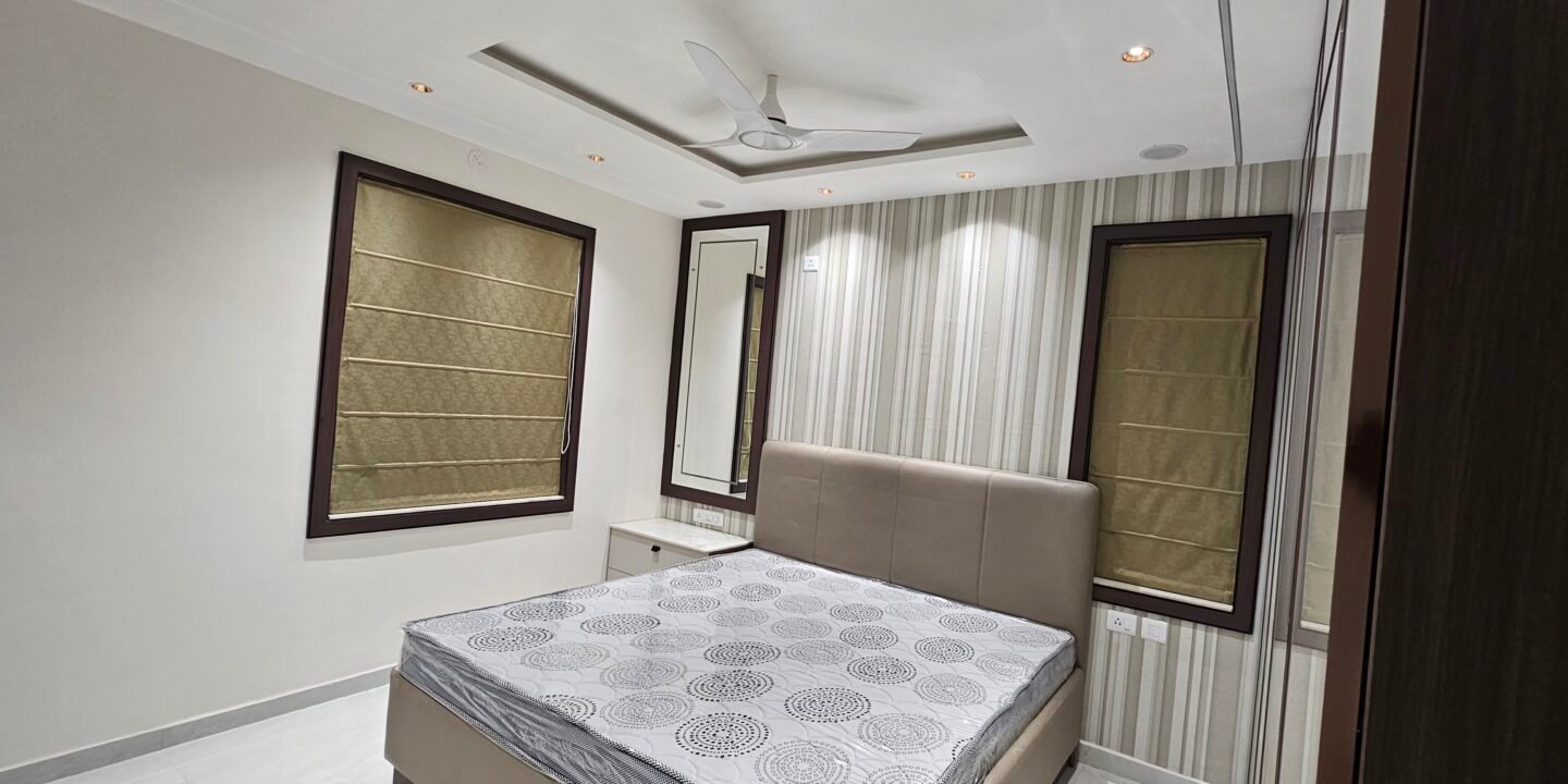 Modern bed room interior designed by interior designers in Tukkuguda