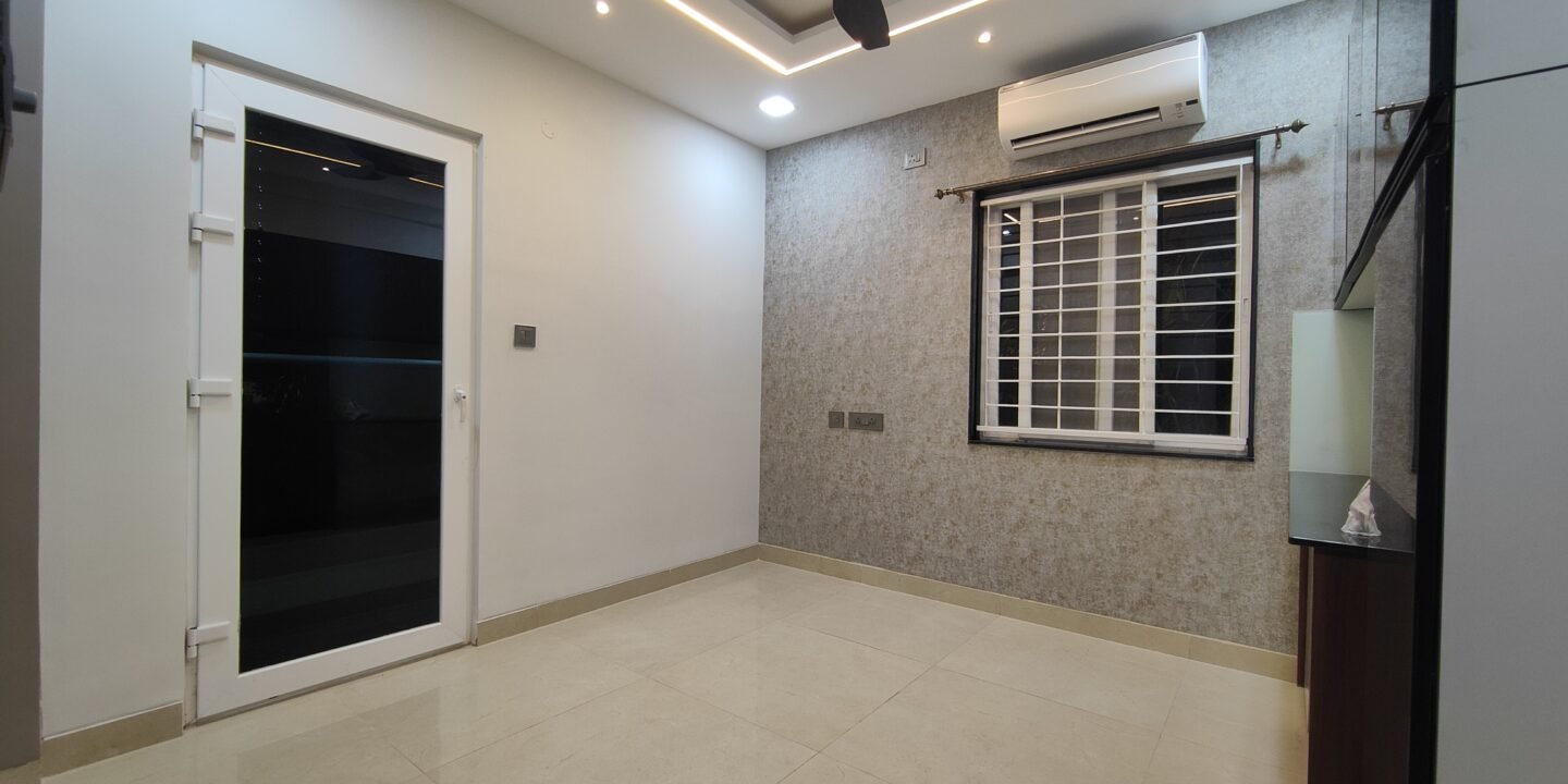 Interior Designer In Nehru Outer Ring Rd 14 oppo_0