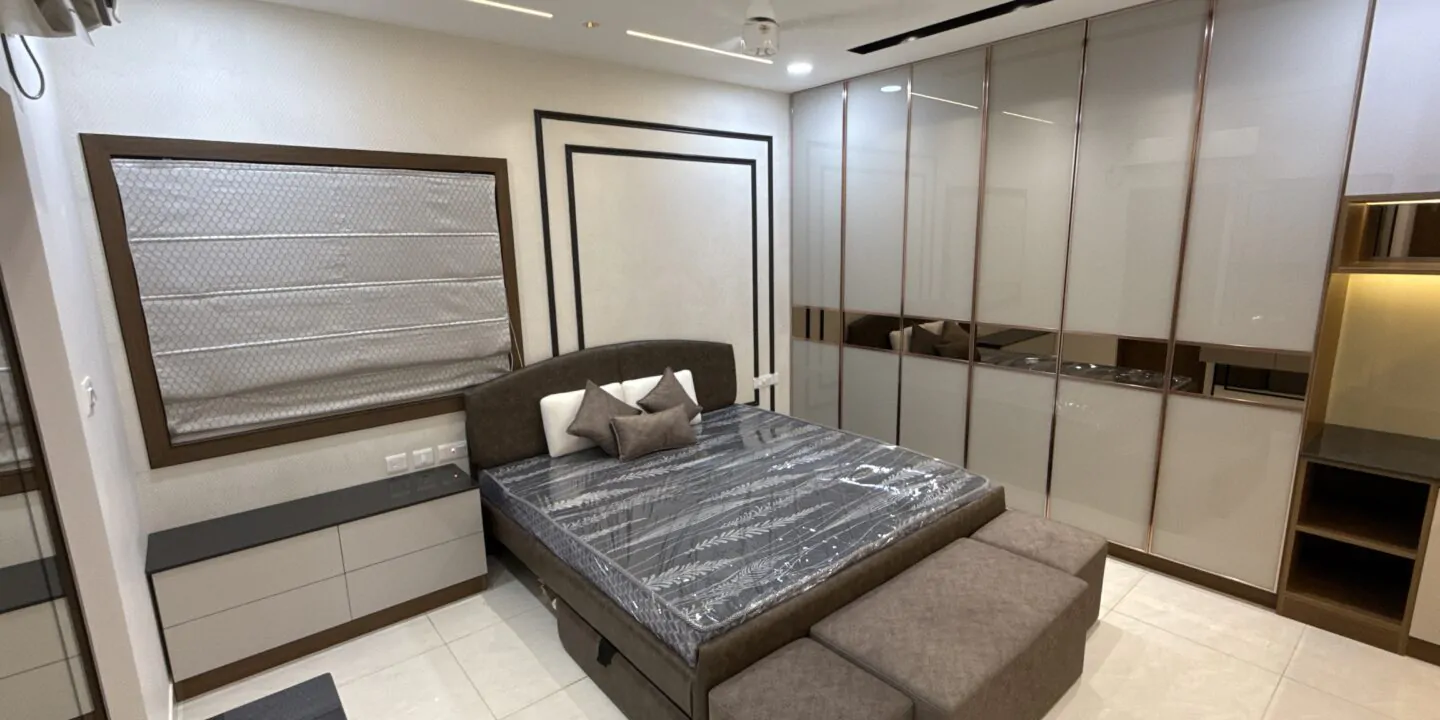 DJI_20250906_201035_677