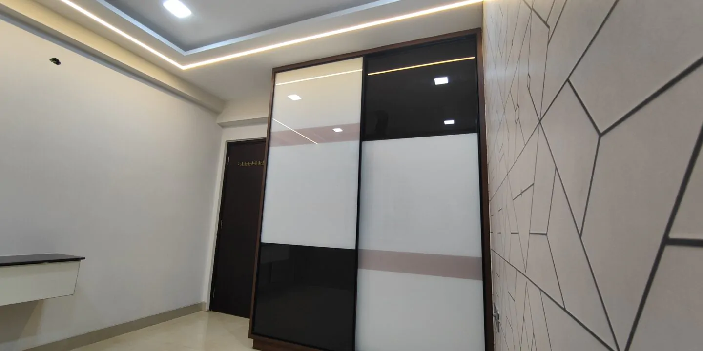 Interior Designer In Nehru Outer Ring Rd 54 oppo_0